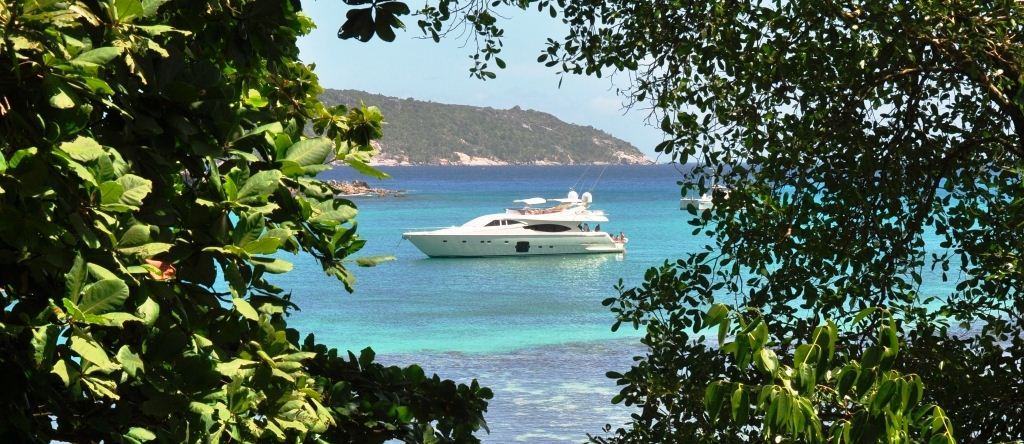 Luxury Seychelles Motor yacht Seastream